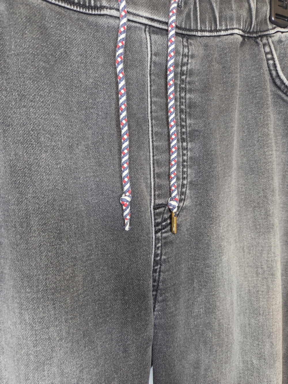 Tommy Hilfiger Men's Black Washed Jogger Jeans - Picture 10 of 12